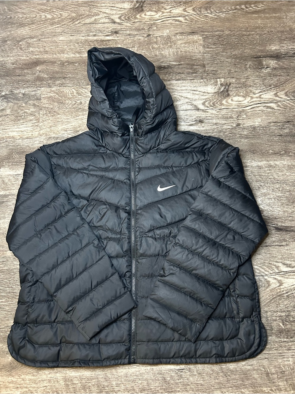 Nike Men’s Large Black Hooded Puffer Jacket Full Zip Insulated Swoosh Winter